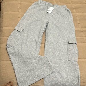 Forever21 Women’s Grey Fleece Wide Leg Cargo Pants
